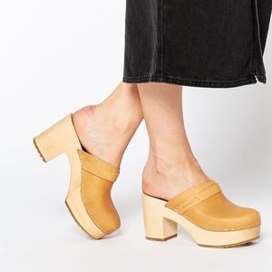 Swedish Hasbeens Louise Clogs size 39